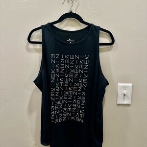 Nike Women’s Black Graphic Tank Top 1X